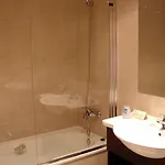 Готель La Borona Хіхон
