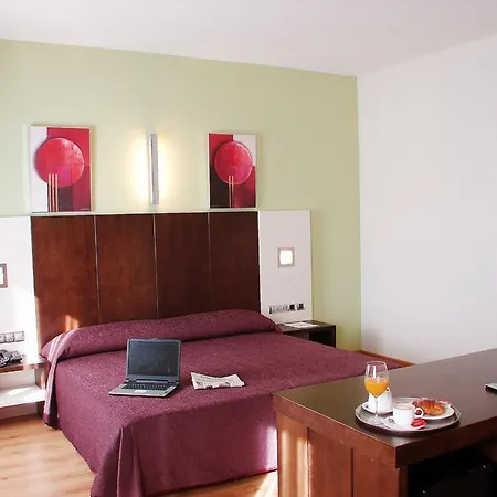 Hotel La Borona 4*