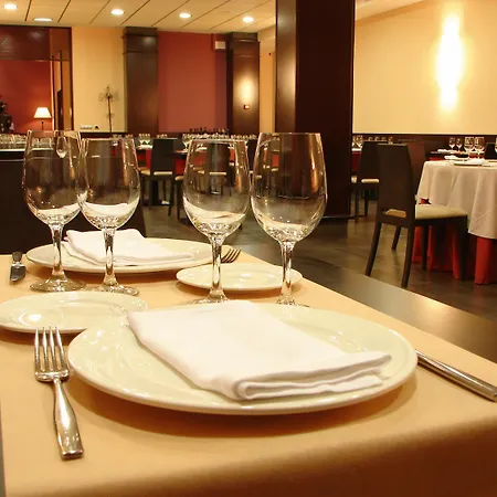 Otel La Borona 4*